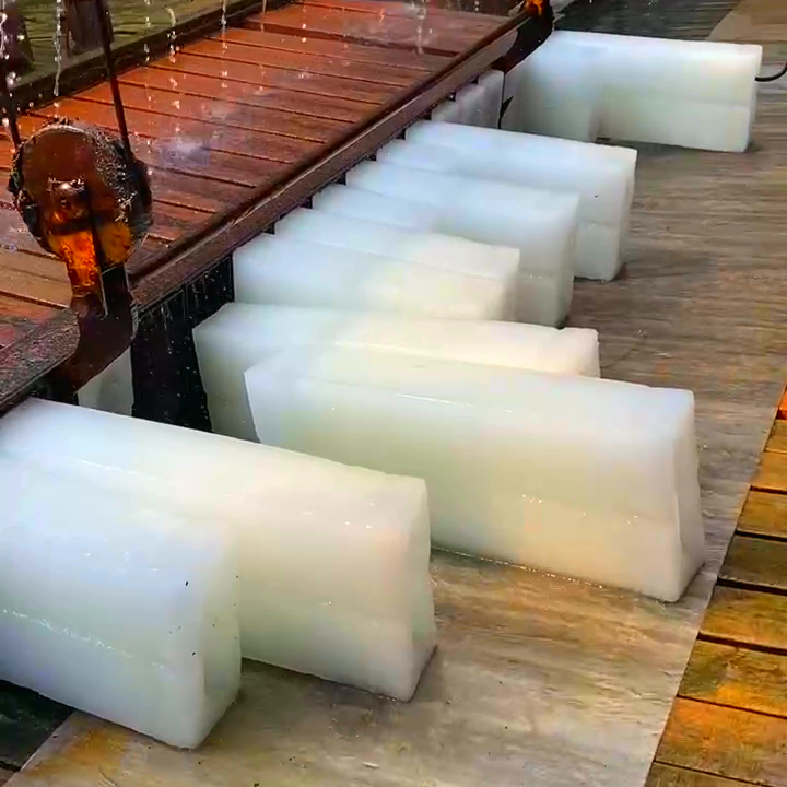 冰塊配送服務(wù)受熱捧,背后細(xì)節(jié)及市場(chǎng)需求、設(shè)備全解析