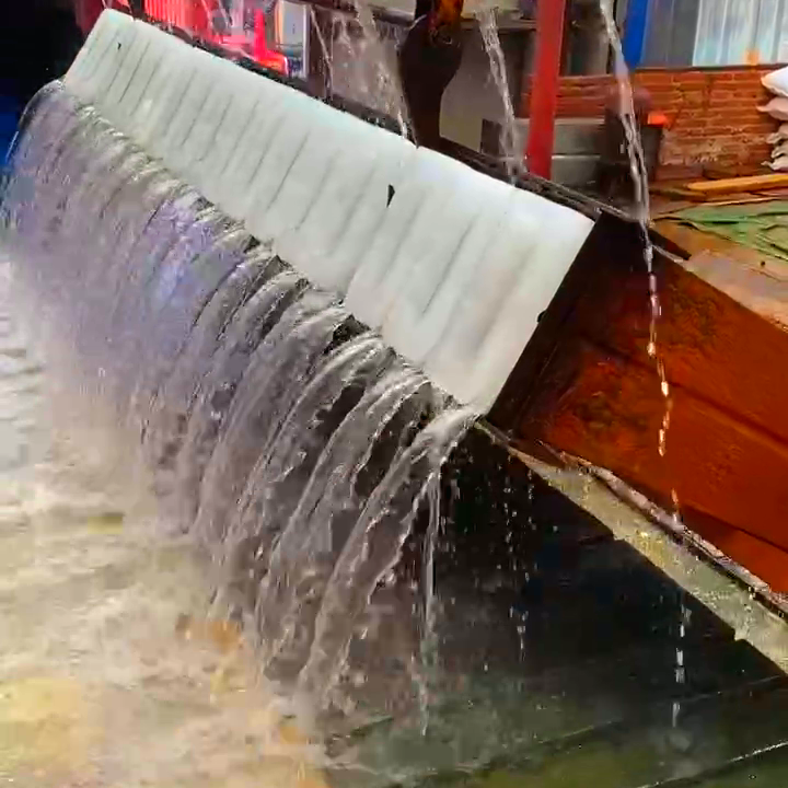 無(wú)錫降溫大冰塊采購(gòu)_評(píng)估無(wú)錫冰塊品質(zhì)的方法_在無(wú)錫購(gòu)買(mǎi)大冰塊注意事項(xiàng)