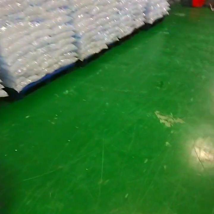 巨型冰塊用途廣泛卻不知咋買?這里為你介紹購買渠道