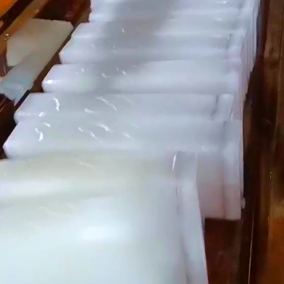 無錫冰塊批發(fā)需求旺,多行業(yè)依賴且四季有商機