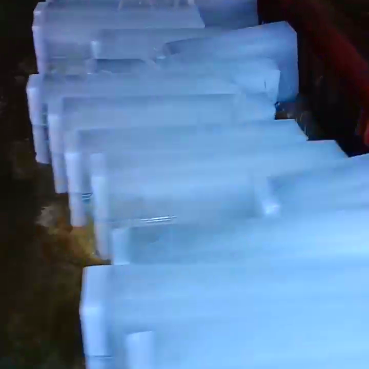 上海工業冰塊配送_上海制冰廠_上海冰塊批發