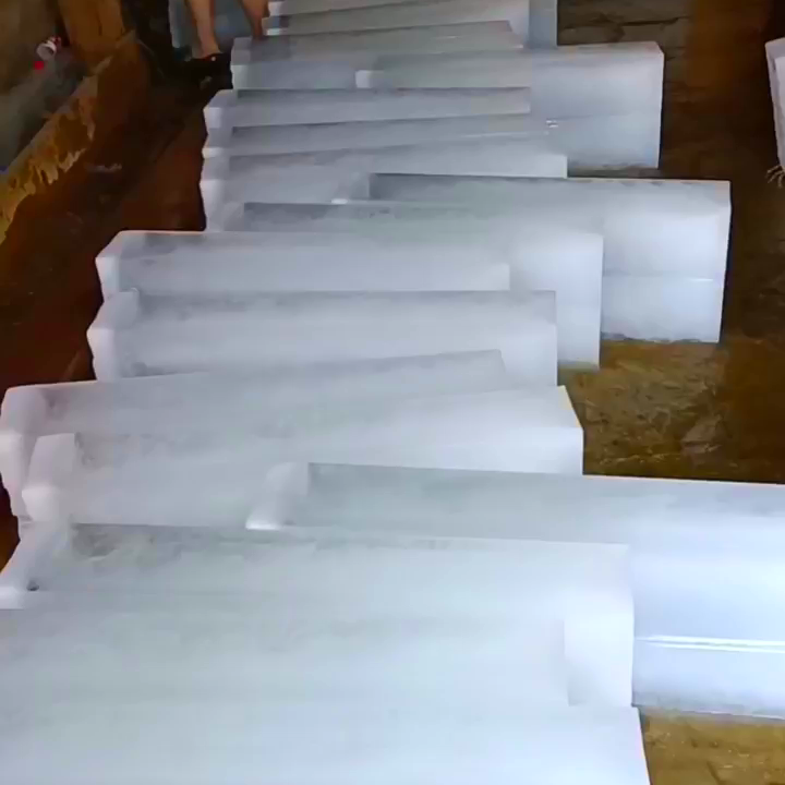 工業大冰塊銷售廠家_大冰塊供應商品質成本支持運輸售后保障_工業大冰塊生產商質量價格服務配送售后