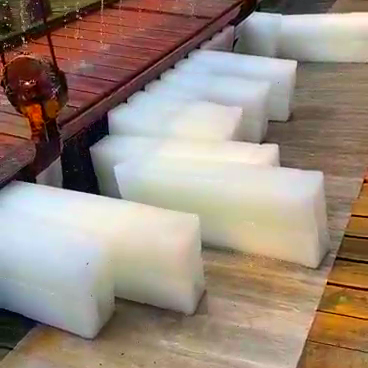 降溫冰塊批發(fā)零售_上海冰塊供應_上海高溫水池降溫冰塊銷售公司