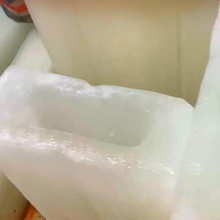 無錫夏日用冰塊降溫,詳解戶外冰塊原理及音樂節實用場景