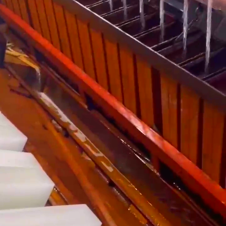 工業(yè)大冰塊公司_工業(yè)冰塊供應(yīng)商_工業(yè)冰塊廠家