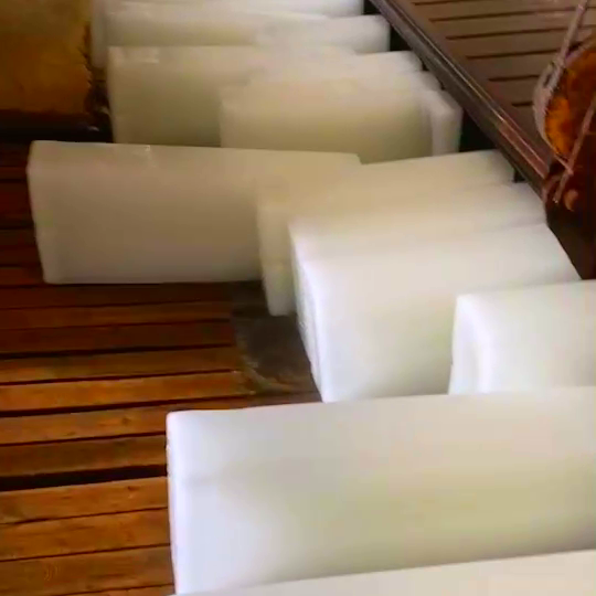 冰塊車間降溫方案_降溫車間夏季冰塊大嗎_夏季車間降溫大冰塊