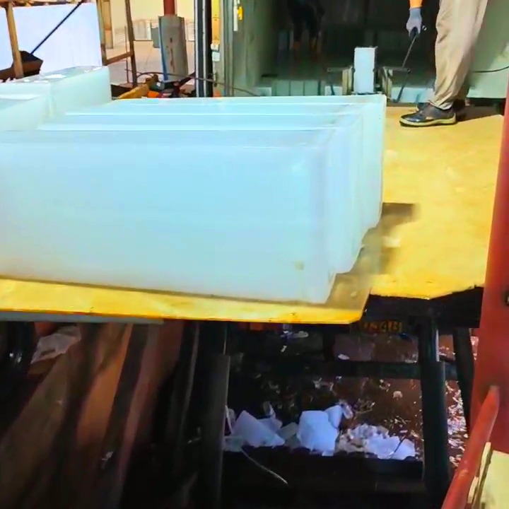 無錫降溫冰塊制造商:規模不同,產品質量與供貨有何差異?