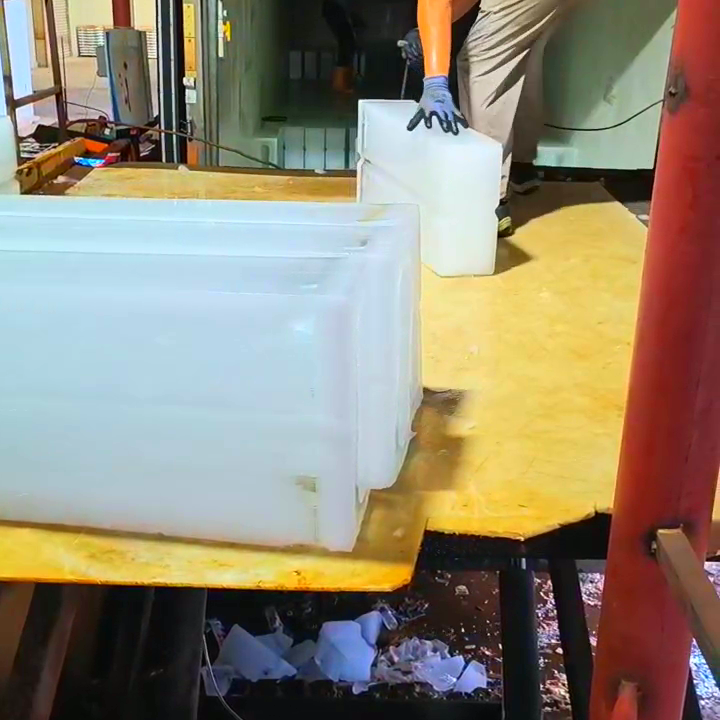 無錫食用冰塊配送_冰塊配送服務_餐飲店冰塊需求